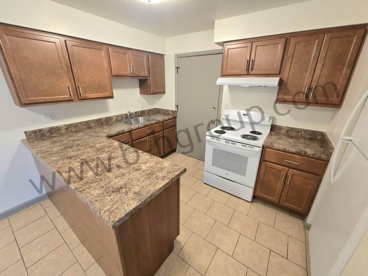 Apartment for rent at 3822 45th Ave, Kenosha, WI 53144