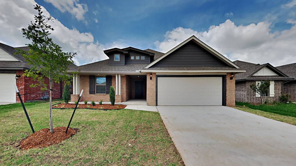 House for rent at 10525 NW 41st St, Yukon, OK 73099
