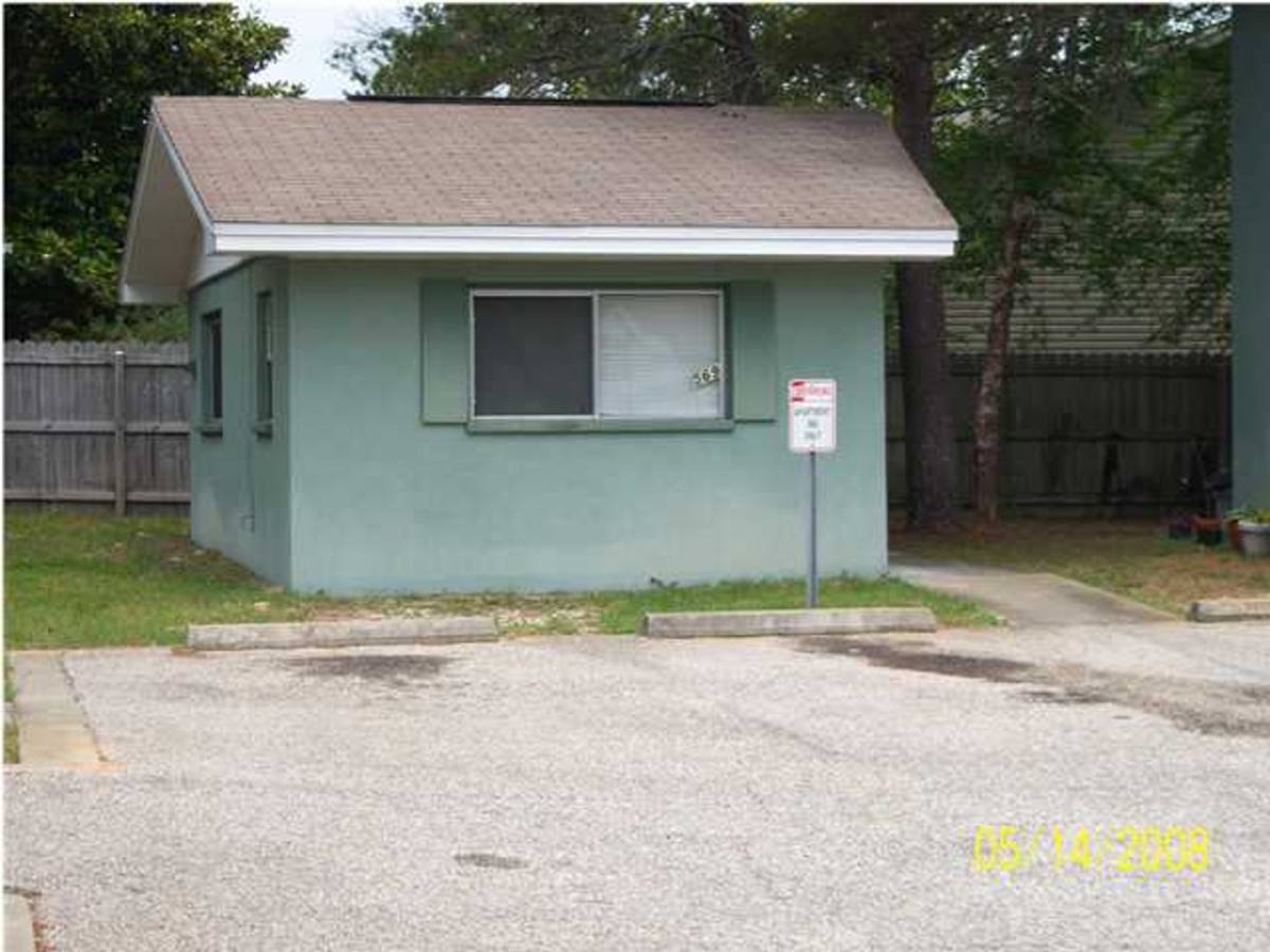 Apartment for rent at 569 Florosa Court, Mary Esther, FL 32569
