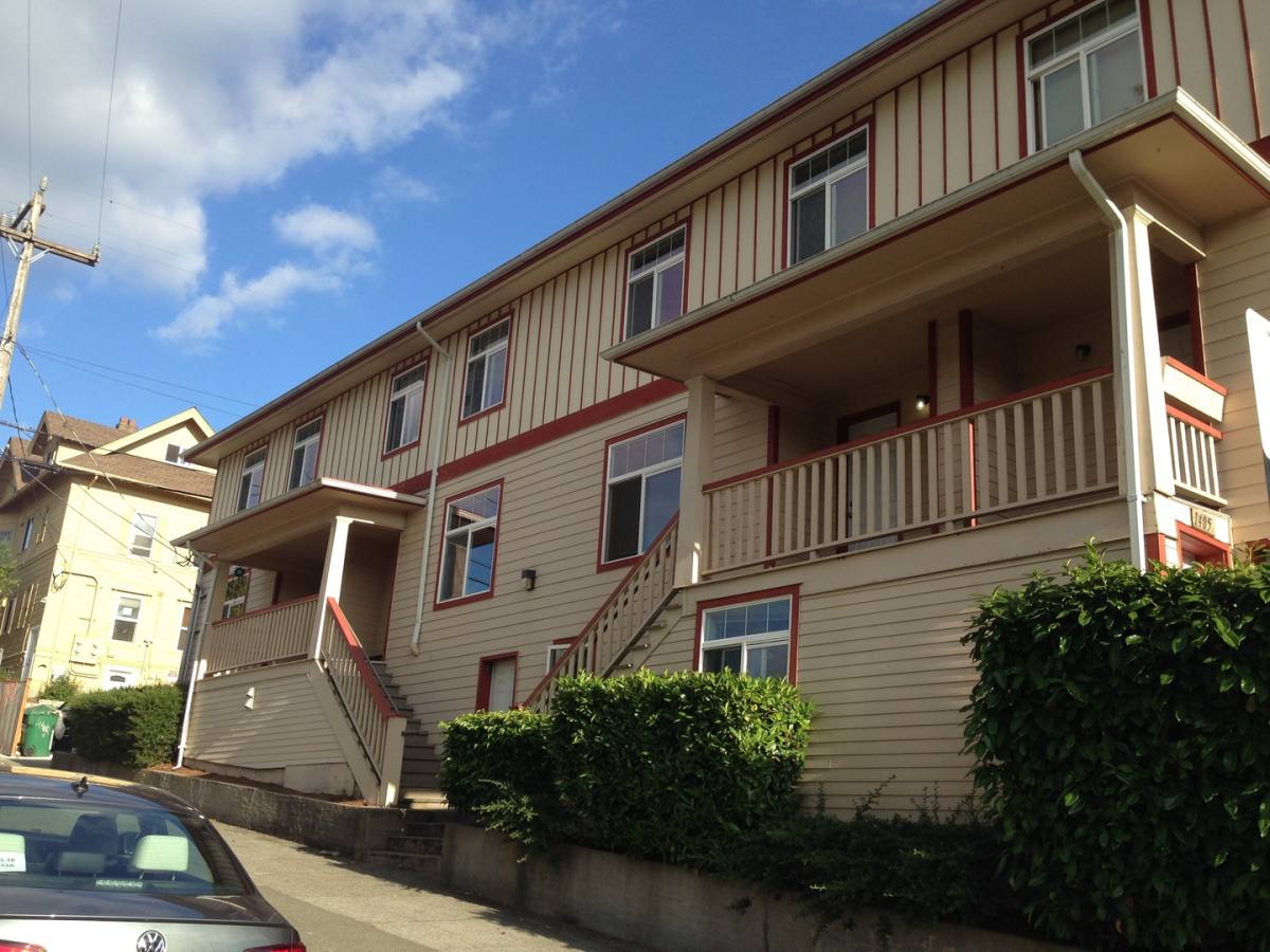 Apartment for rent at 1401-1409 NE 56th St, Seattle, WA 98105