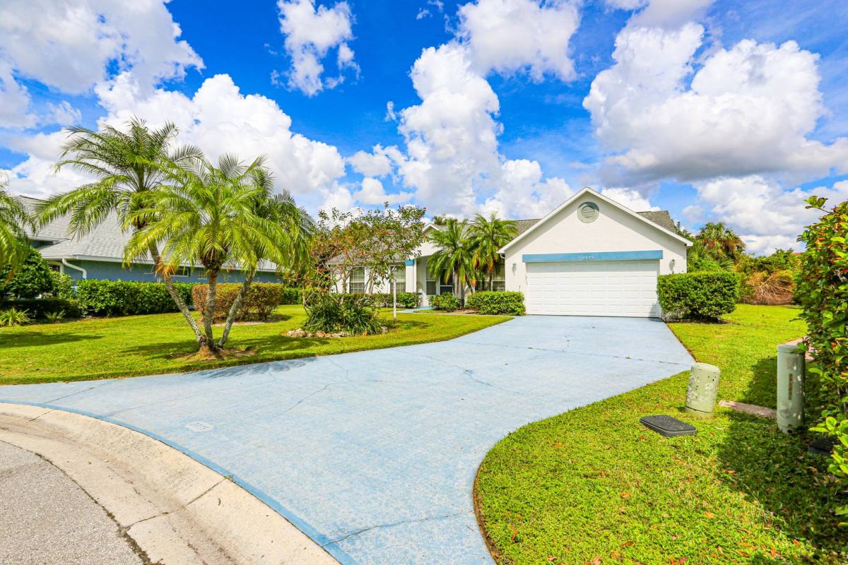 House for rent at 7775 Scarlet Court, Naples, FL 34104
