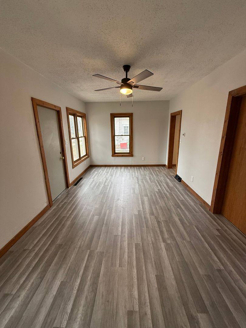Townhouse for rent at 614 N Chestnut Ave, Marshfield, WI 54449