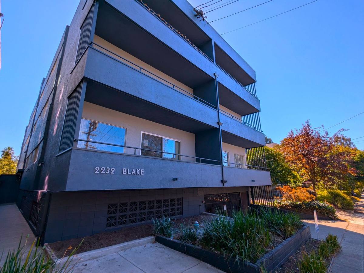 Apartment for rent at 2232 Blake St, Berkeley, CA 94704