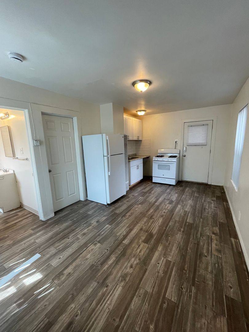 Apartment for rent at 264 N 200 W, Salt Lake City, UT 84103