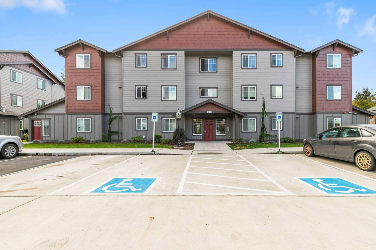 Apartment for rent at 1019 Curtis St, Sedro Woolley, WA 98284