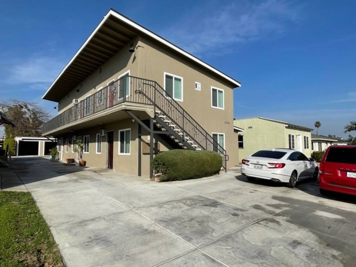 Apartment for rent at 2705 W Main St, Alhambra, CA 91801