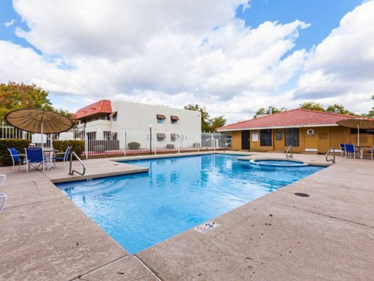 Apartment for rent at 2540 W Maryland Ave, Phoenix, AZ 85017