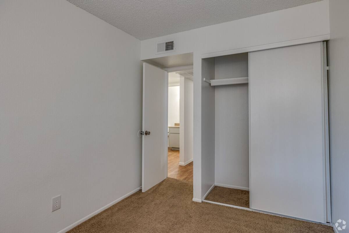 Apartment for rent at 2540 W Maryland Ave, Phoenix, AZ 85017