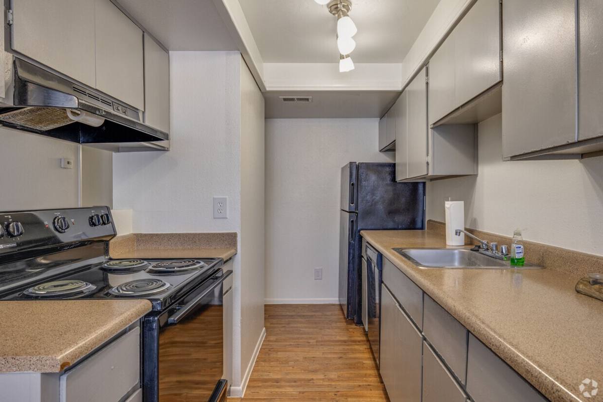 Apartment for rent at 2540 W Maryland Ave, Phoenix, AZ 85017