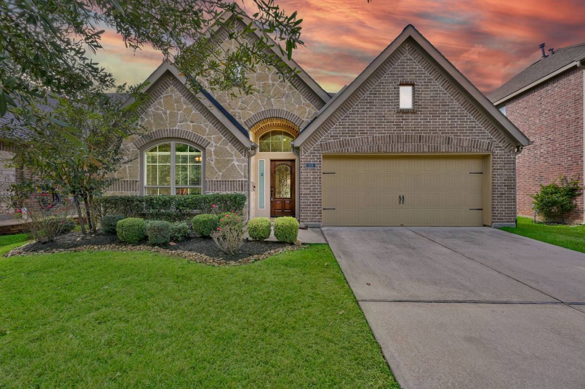 House for rent at 115 Forest Heights Way, Montgomery, TX 77316