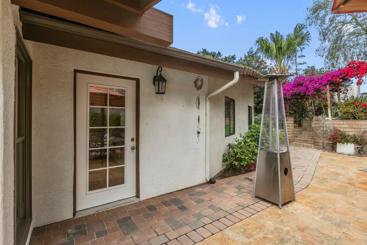 Apartment for rent at 10694 Fuerte Dr, La Mesa, CA 91941