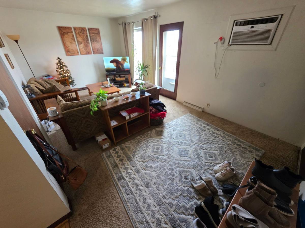 Apartment for rent at 2805 Thomas Dr, Eau Claire, WI 54701