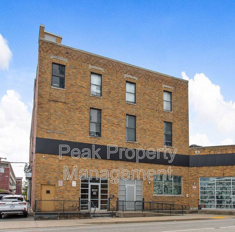 Apartment for rent at 1510 W Broad St, Richmond, VA 23220