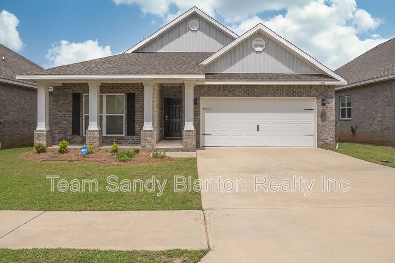 House for rent at 7882 Burnside Loop, Pensacola, FL 32526