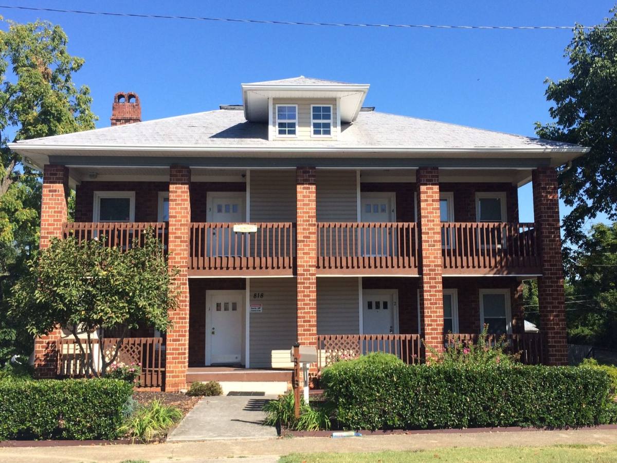Apartment for rent at 818 Lamont St, Johnson City, TN 37604