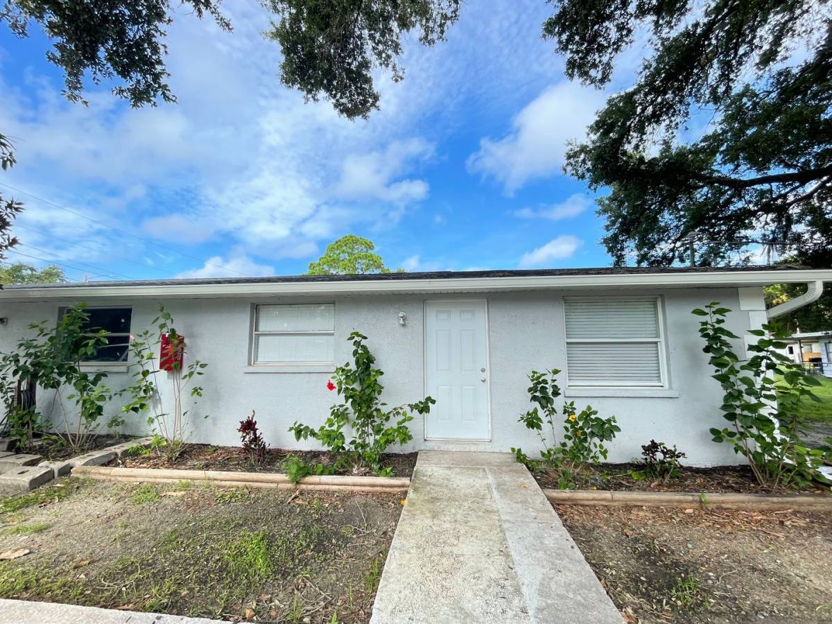 Apartment for rent at 59th Ave Circle E, Bradenton, FL 34203