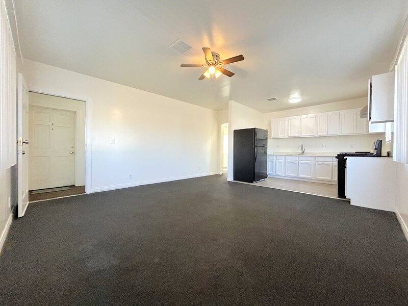 Apartment for rent at 8251 San Pedro St #4, Los Angeles, CA 90003