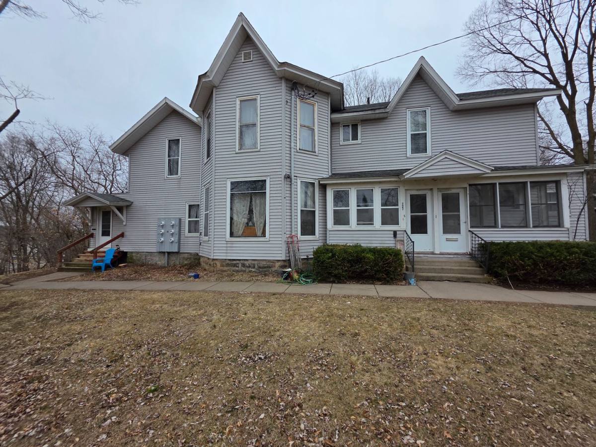 Apartment for rent at 127 W Cedar St, Chippewa Falls, WI 54729