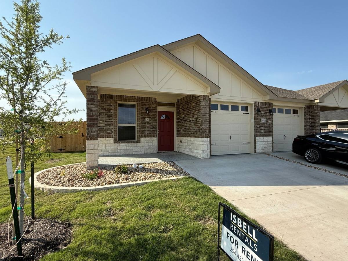 Apartment for rent at 5401 Rose Garden Lp A B, Killeen, TX 76542