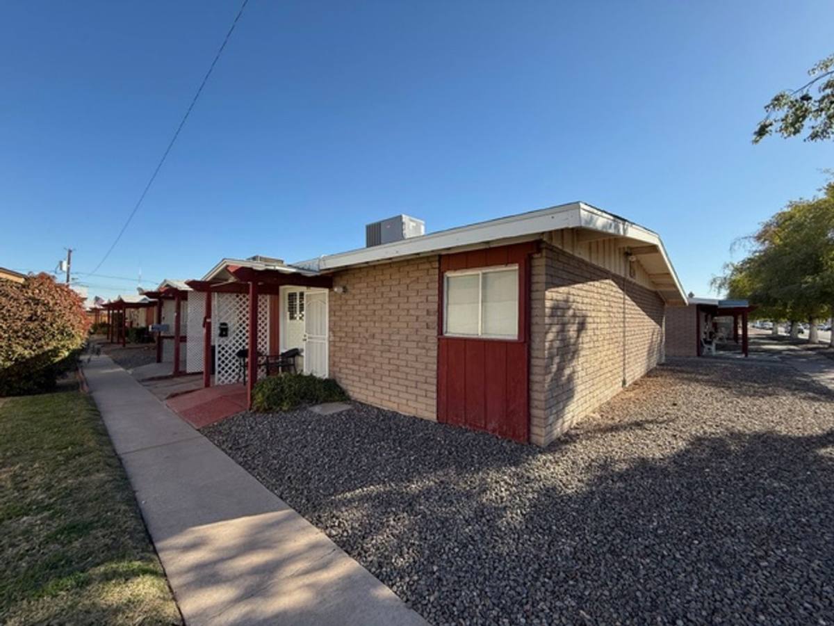 Condo for rent at 13001 N 113th Ave, Youngtown, AZ 85363