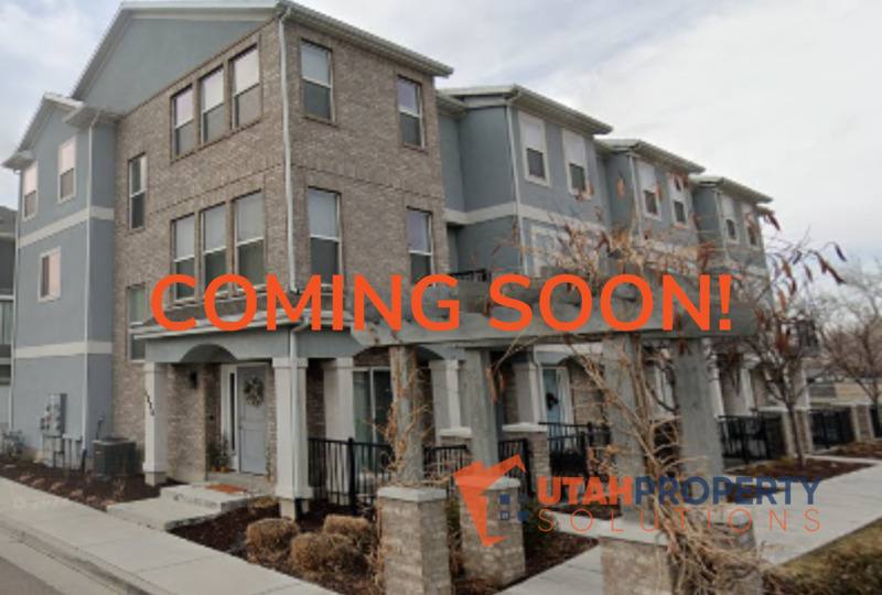Townhouse for rent at 1790 W Dalmeny Way, Riverton, UT 84065