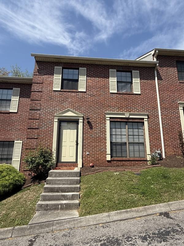 Townhouse for rent at 437 S Gallaher View Rd #16, Knoxville, TN 37919