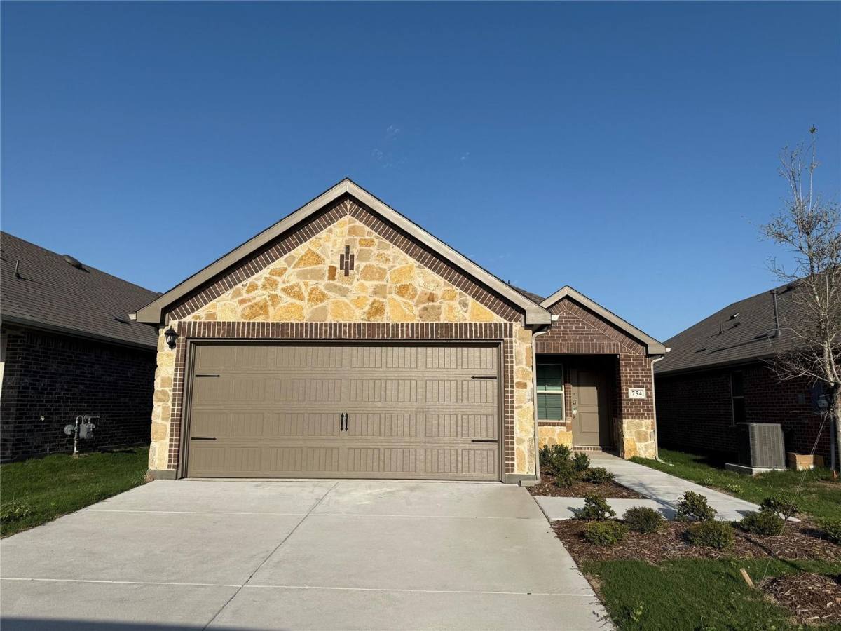 House for rent at 754 Ramble, Lavon, TX 75166