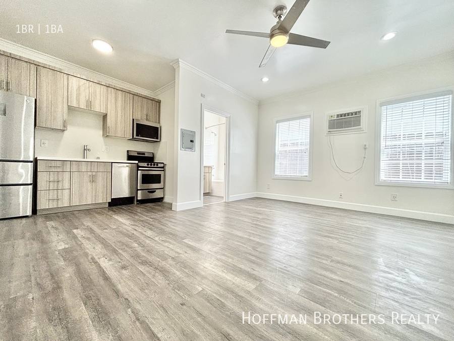 Apartment for rent at 1215 N Berendo St #2, Los Angeles, CA 90029