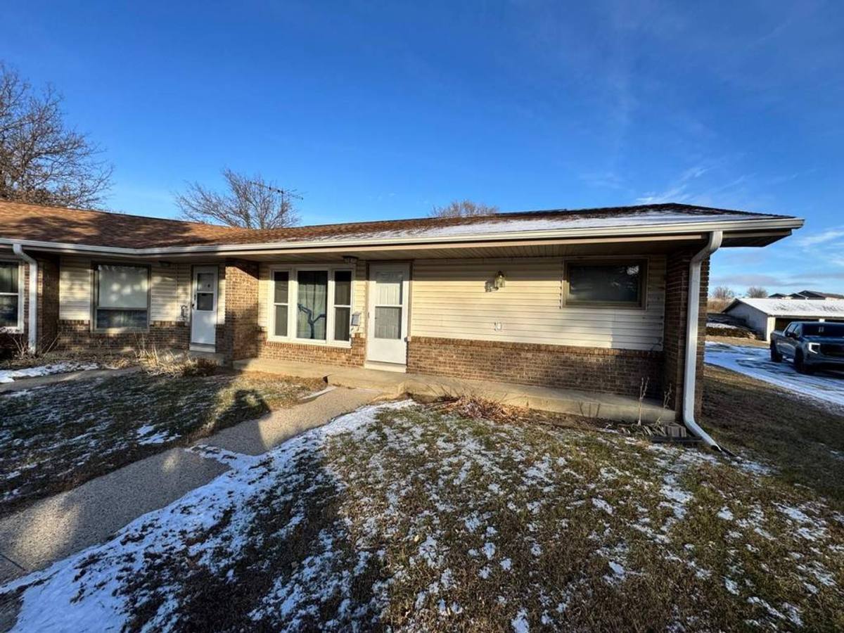 Apartment for rent at 800 Badger Creek, Ida Grove, IA 51445