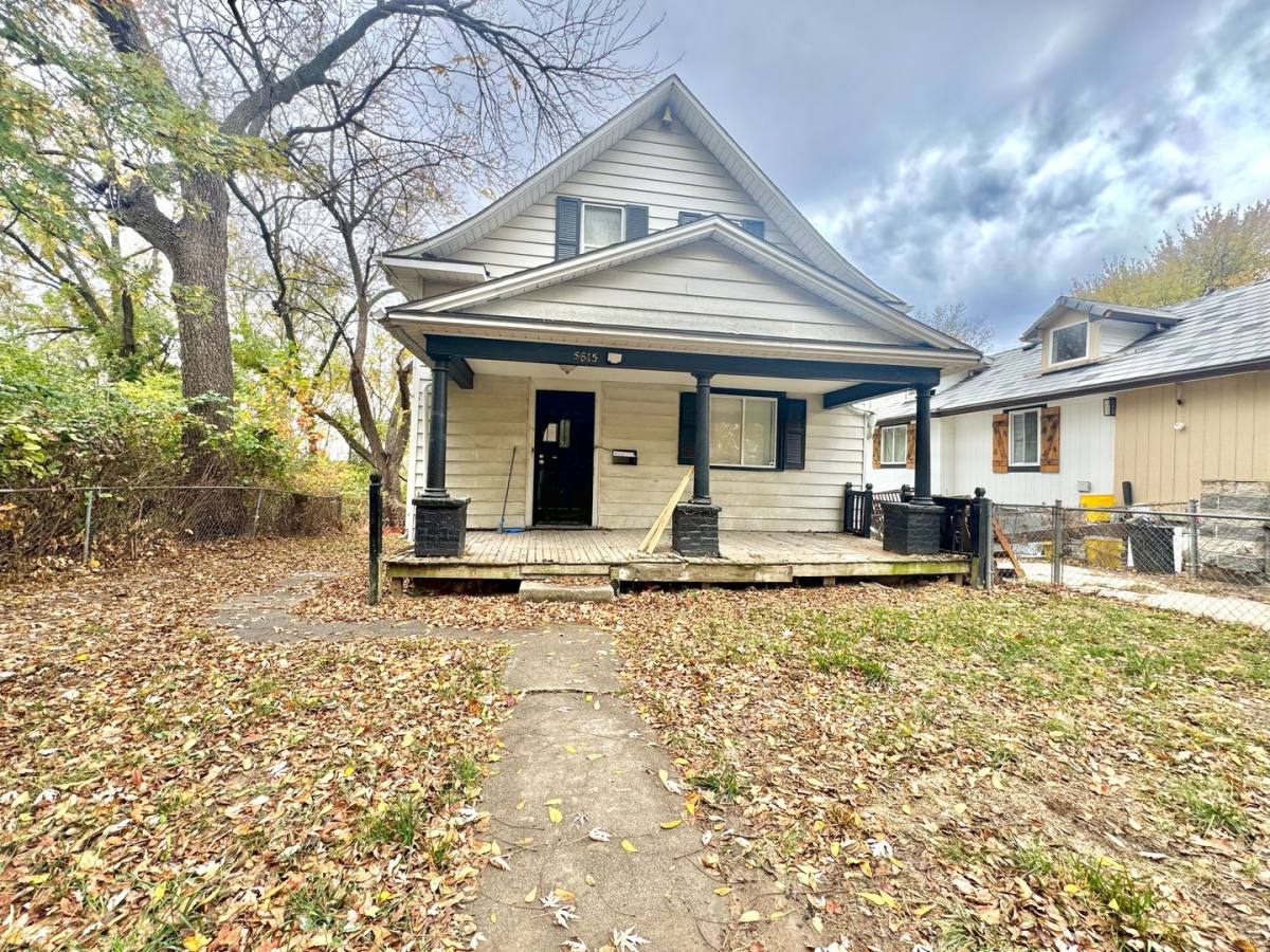 House for rent at 5615 E 16th Terrace, Kansas City, MO 64127