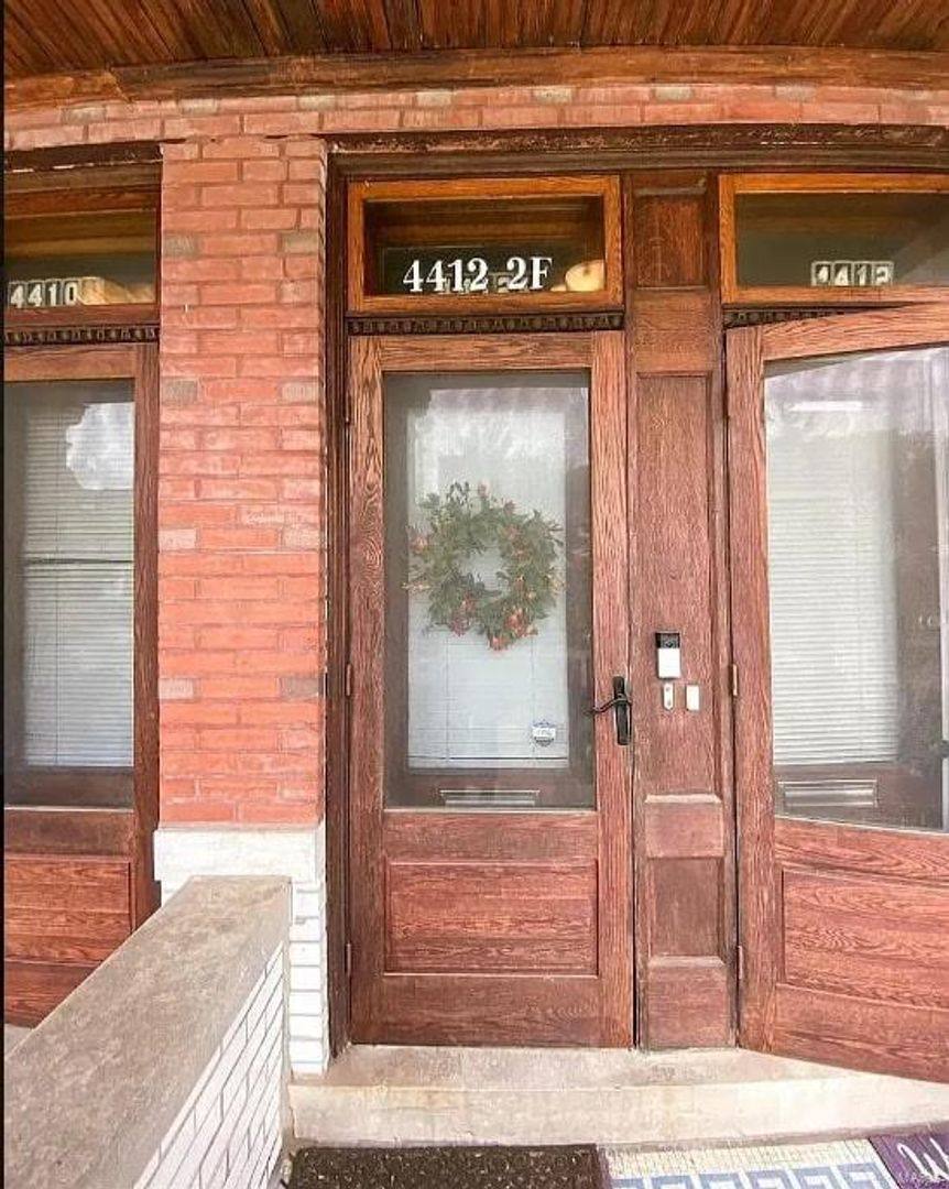 Apartment for rent at 4410 Laclede Ave, Saint Louis, MO 63108
