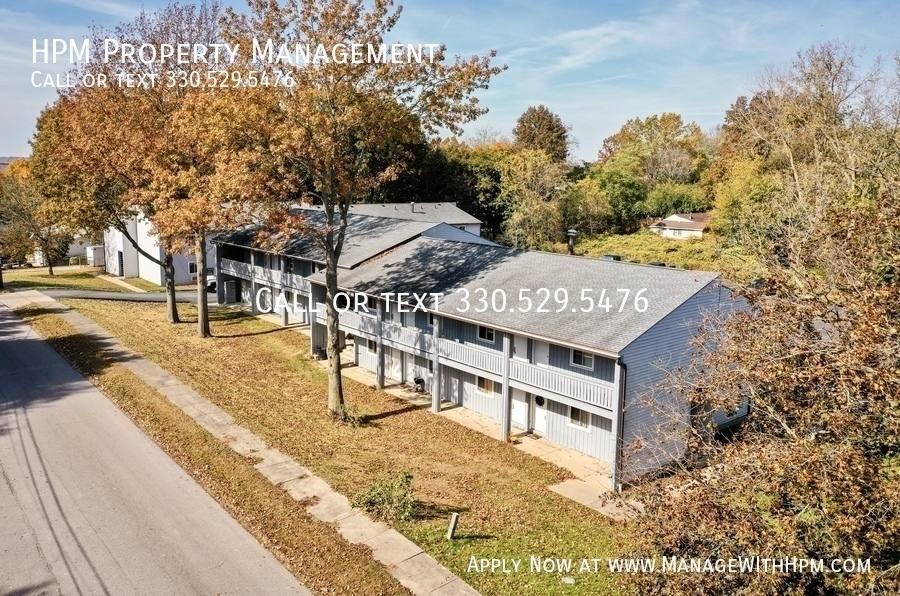 Apartment for rent at 82 1st St #9, Barberton, OH 44203