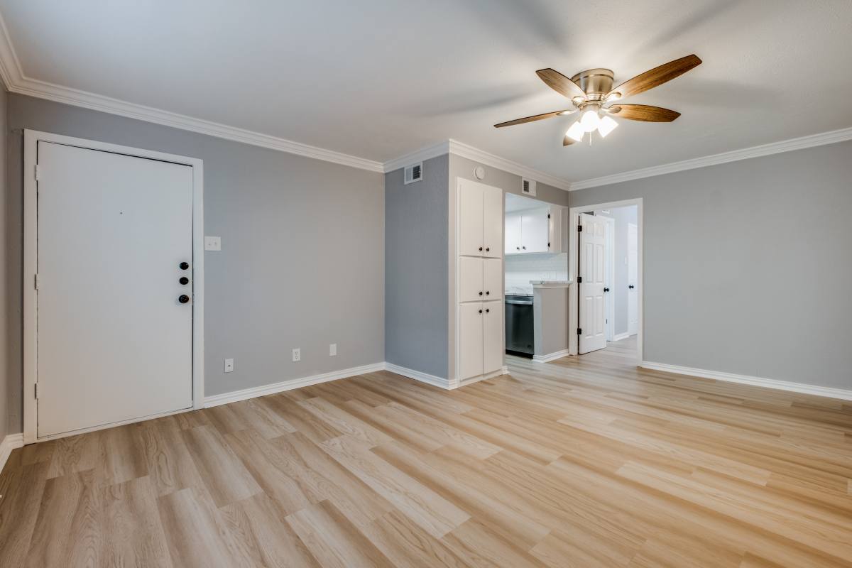 Apartment for rent at 4427 Holland Ave #203, Dallas, TX 75219