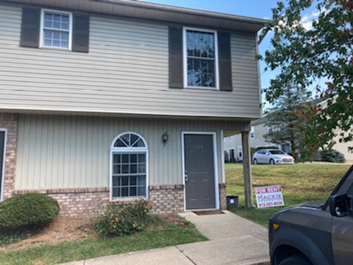 Townhouse for rent at 600 E Sherwood Hills Dr, Bloomington, IN 47401