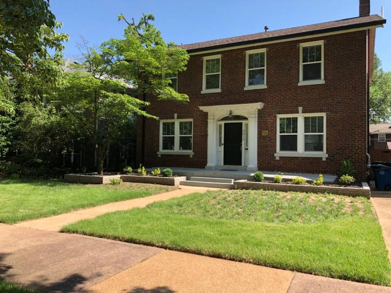 House for rent at 6634 Pershing Ave, Saint Louis, MO 63130