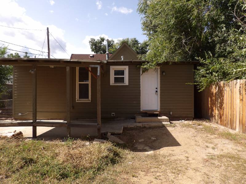 Condo for rent at 821 S Logan Ave, Colorado Springs, CO 80910