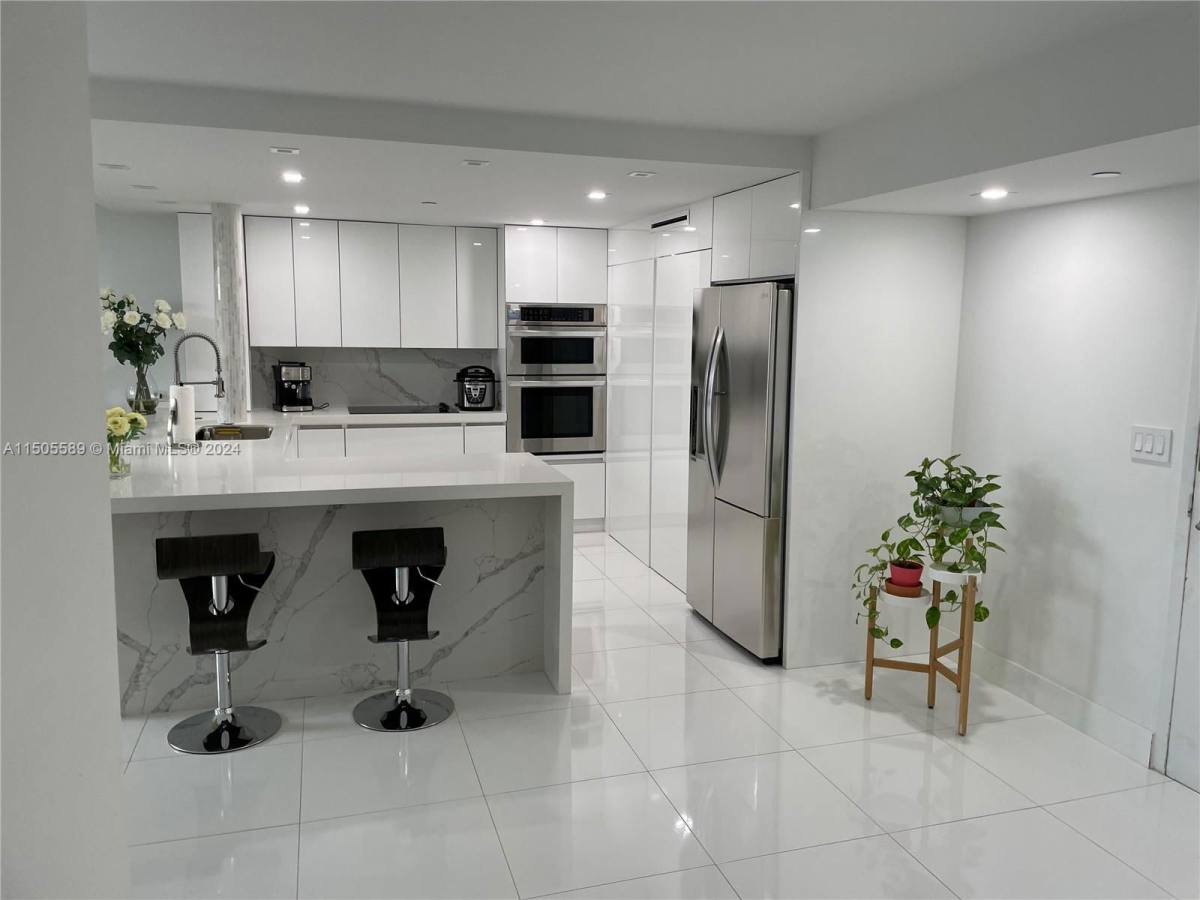 Condo for rent at 911 E Ponce De Leon Blvd, Miami, FL 33134