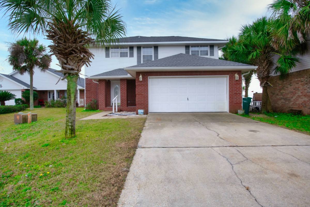 740 Saltair Lane, Mary Esther, FL 32569