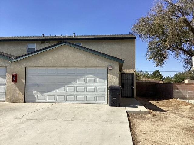 2513 Desert St #B, Rosamond, CA 93560