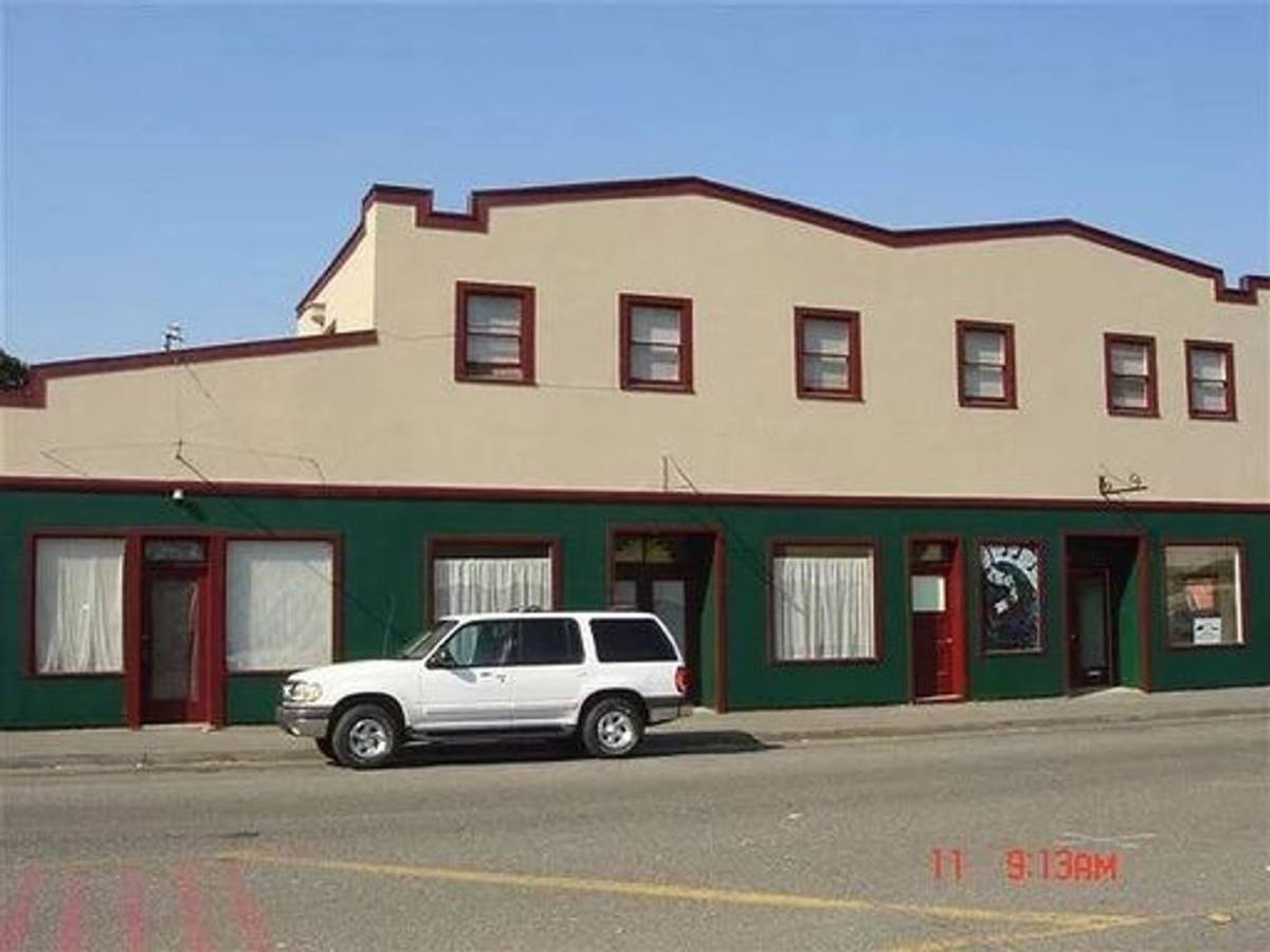 Apartment for rent at 129 Wildwood Ave, Rio Dell, CA 95562