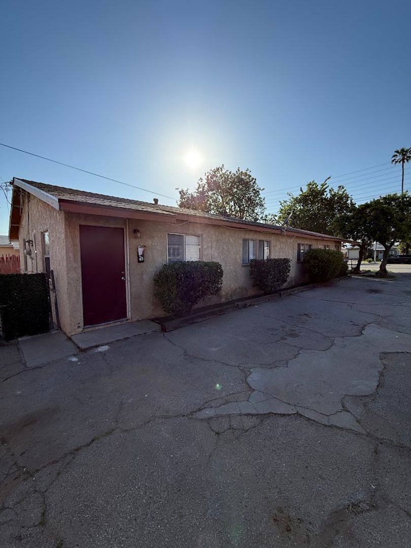 House for rent at 14778 Polk St, Sylmar, CA 91342