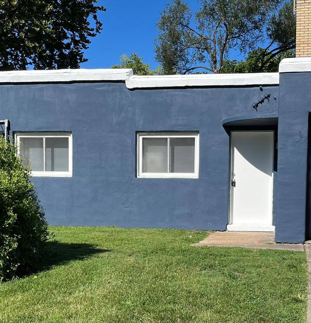 Apartment for rent at 1404 Willard, Alton, IL 62002