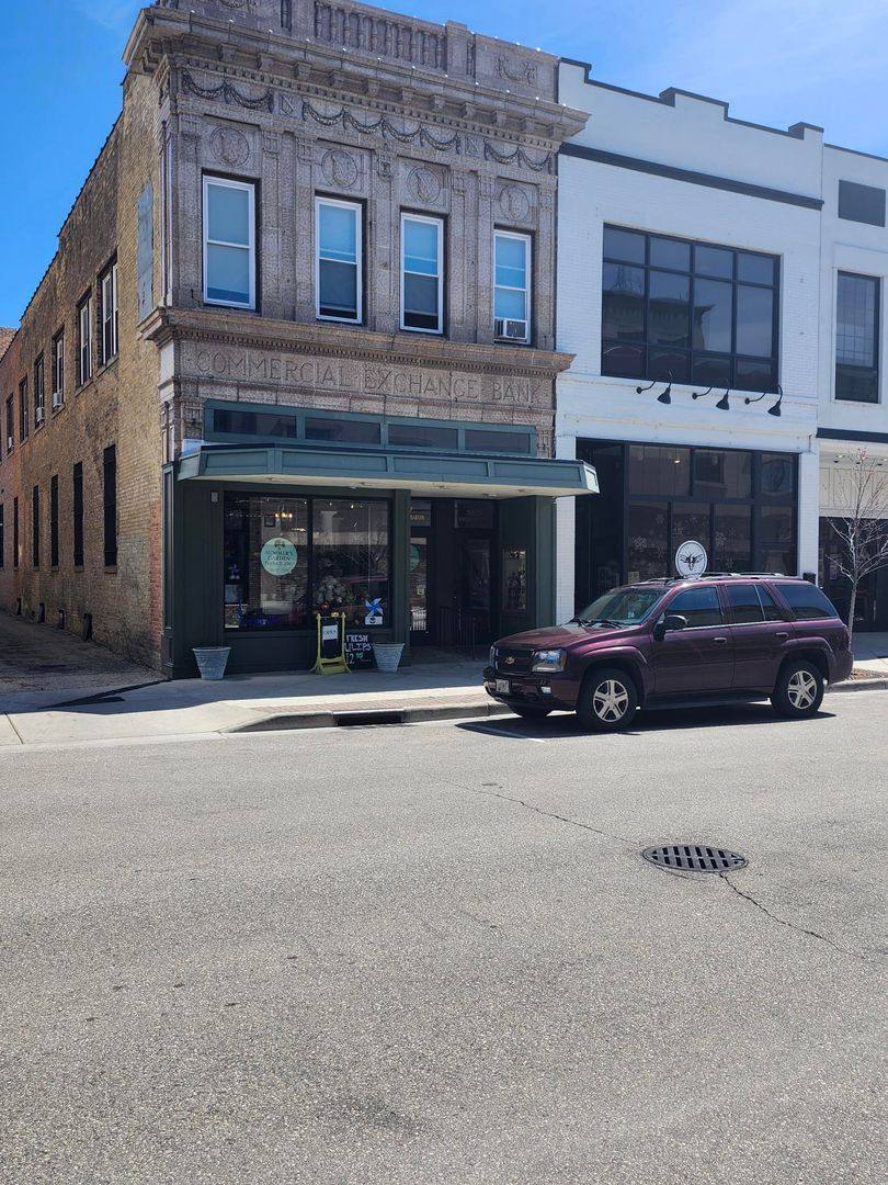 Apartment for rent at 5619 6th Ave, Kenosha, WI 53140