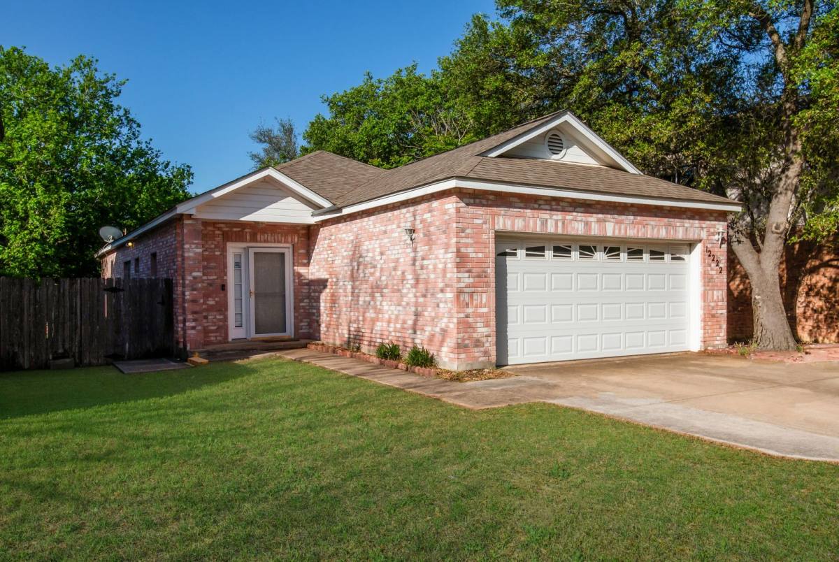 House for rent at 12222 Netherwood Lane, San Antonio, TX 78253