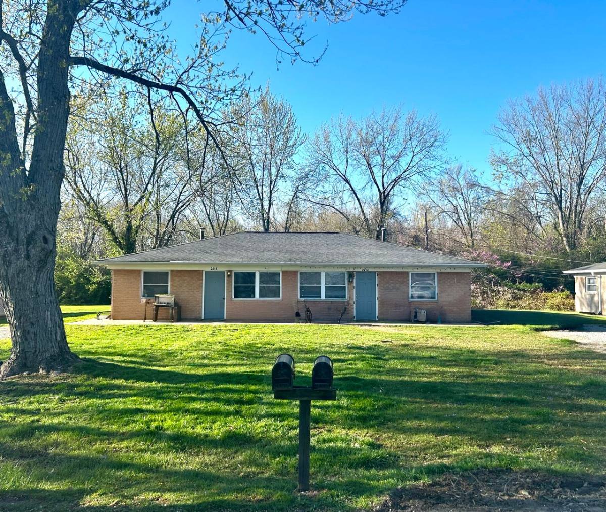Apartment for rent at 2213-2215 Fairfax Rd, Indianapolis, IN 46227