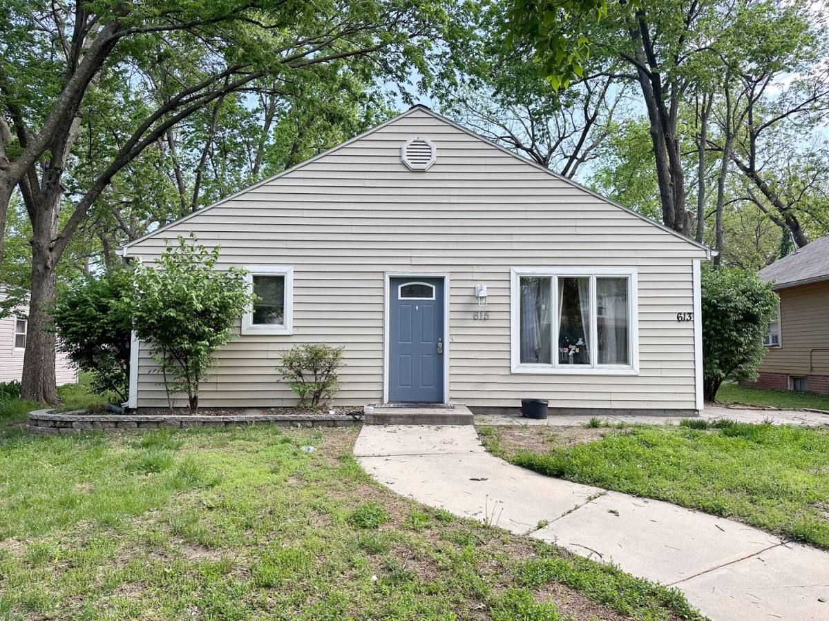 House for rent at 615 Moro St, Manhattan, KS 66502