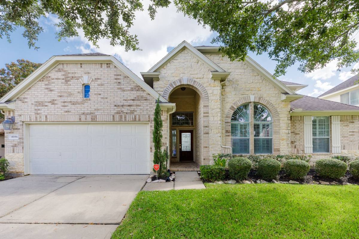 House for rent at 4106 Angel Springs Dr, Sugar Land, TX 77479