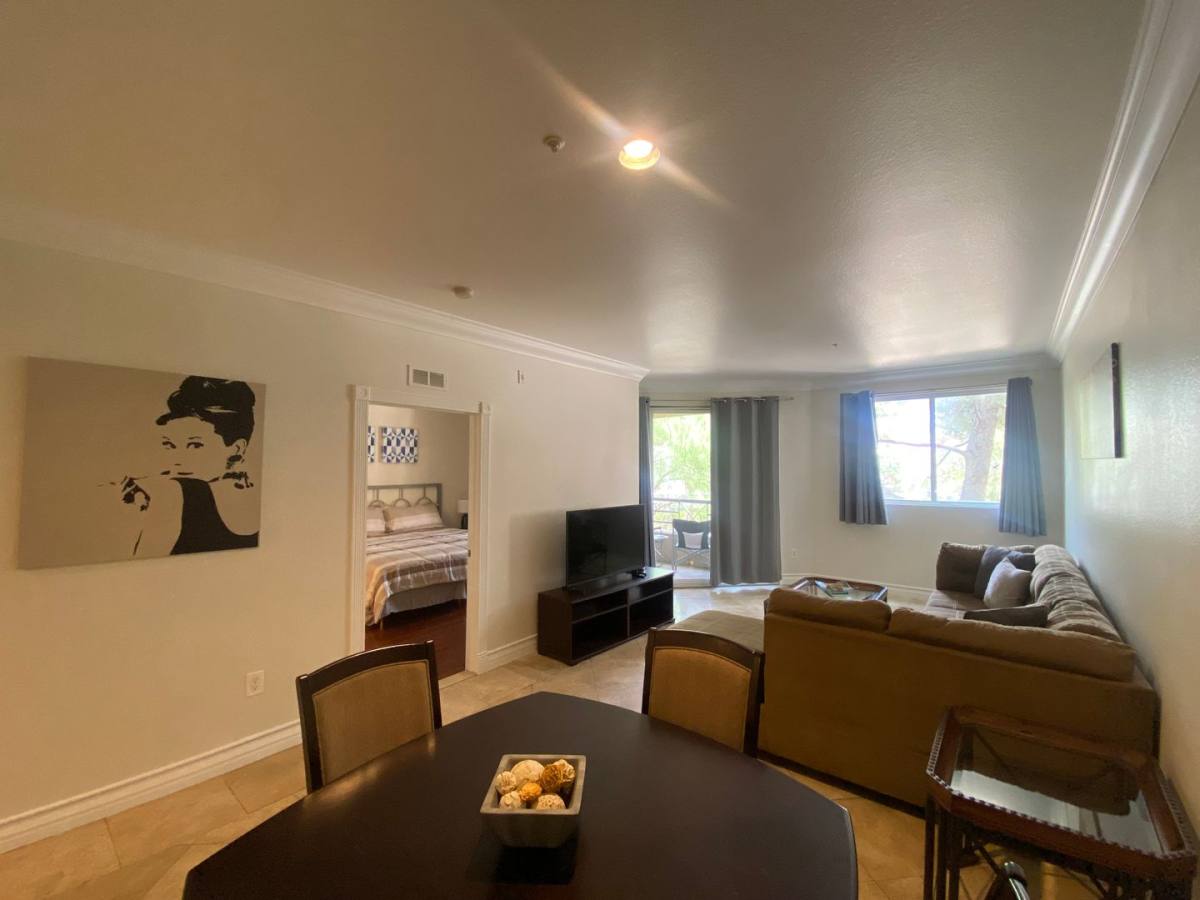 Condo for rent at 230 E Flamingo Rd, Las Vegas, NV 89169