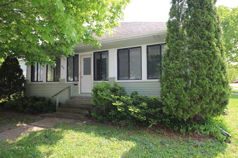 House for rent at 855 Langlade Ave, Green Bay, WI 54304