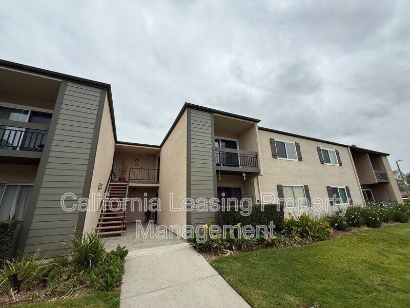 Condo for rent at 25725 N Hogan Dr #D4, Valencia, CA 91354